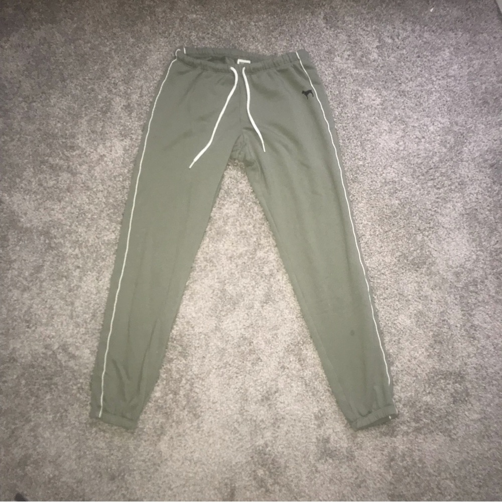 Green Victoria’s Secret PINK Sweatpants with white drawstring size small